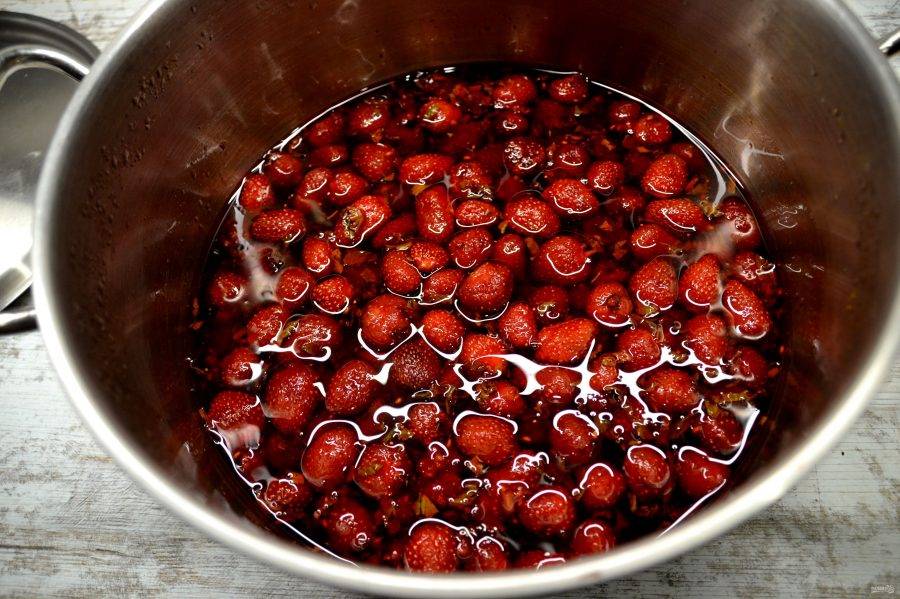 Клубничное варенье без варки ягод: лучшие рецепты, как приготовить из клубники