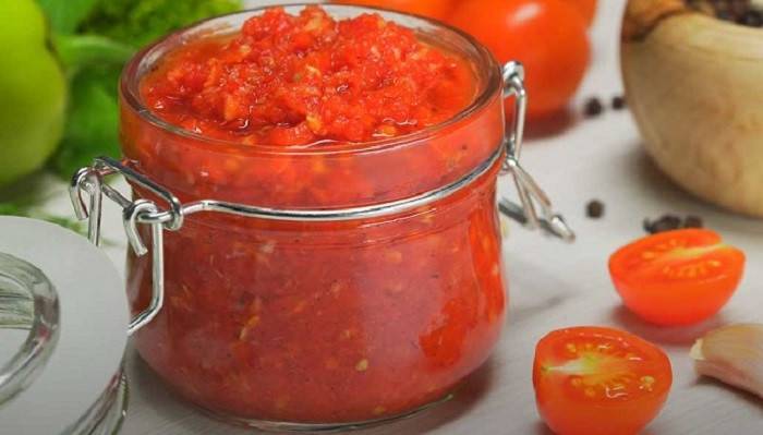 11 лучших рецептов приготовления зеленых помидор на зиму в аджике