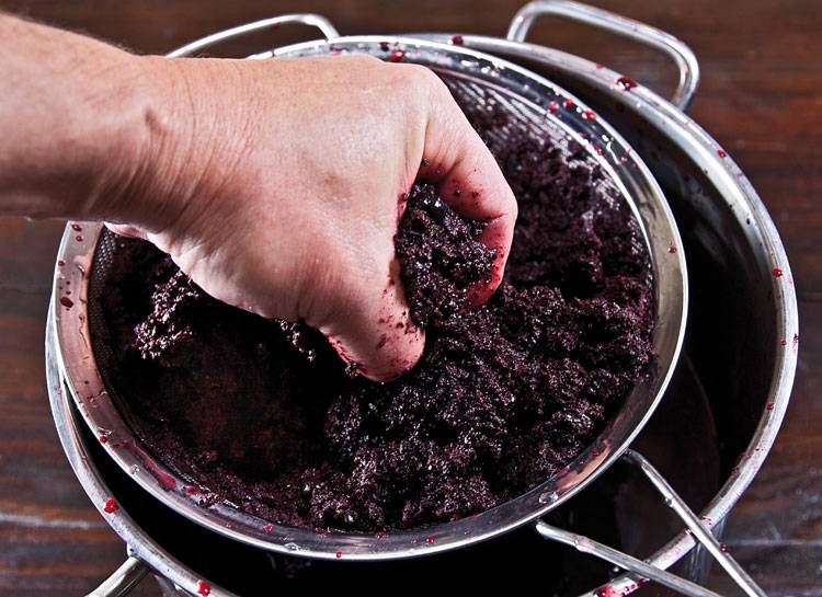 Как сделать домашнее вино: простые рецепты из винограда и варенья