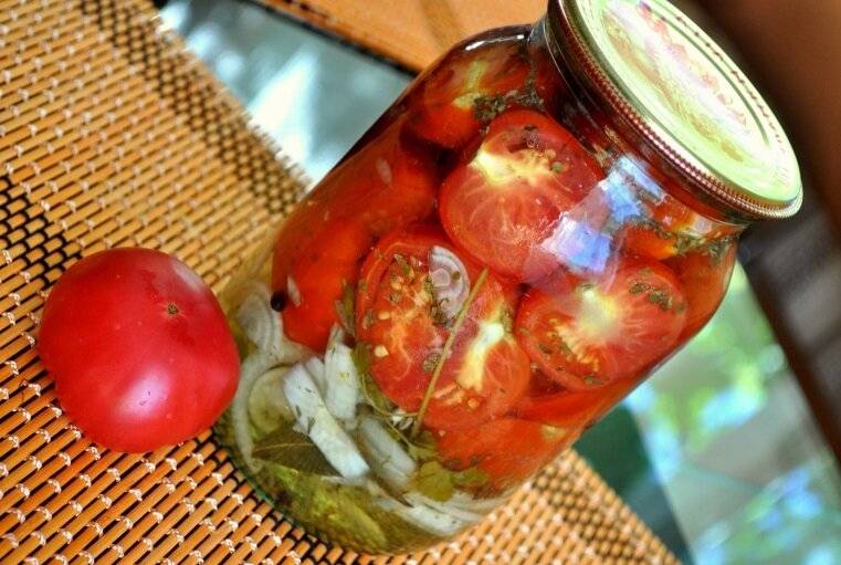 Рецепт вкуснейших помидоров за сутки: быстрый посол и идеальный маринад