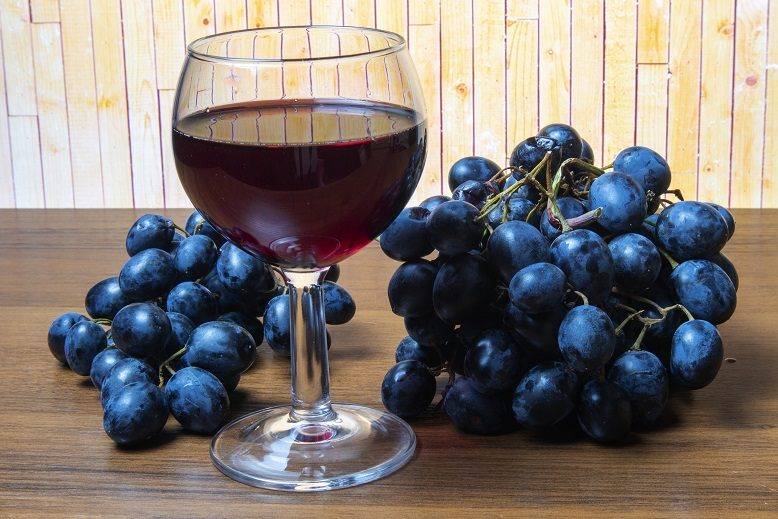 Рецепт красного вина из винограда в домашних условиях.