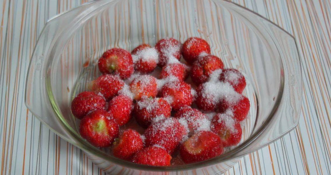 Клубника с сахаром на зиму без варки - 8 рецептов перетертой клубники с пошаговыми фото