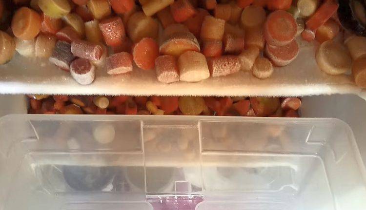 Как заморозить картофель в морозильной камере в домашних условиях и можно ли